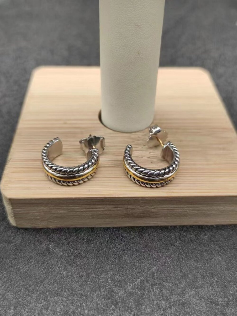David Yurman Two-Tone Cable Hoop Earrings - Silver & Gold
